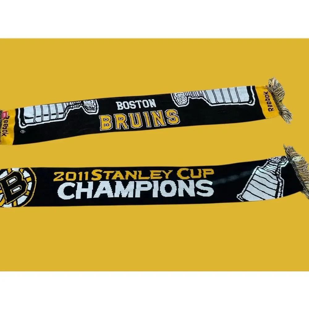 Boston Bruins Reebok 2011 Stanley Cup NHL Faceoff Collection Hockey Scarf 56